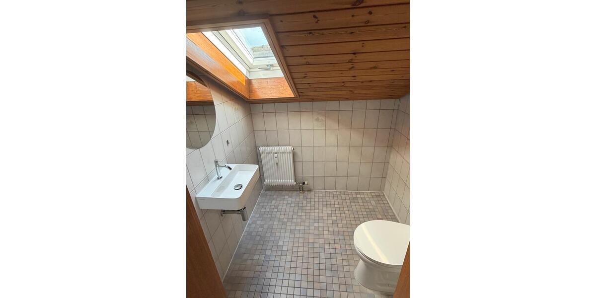 Dachgeschoßwohnung Engen - 3.5 Zimmer, 120 m&sup2;, 1.190&euro; | Angebot:26339973
