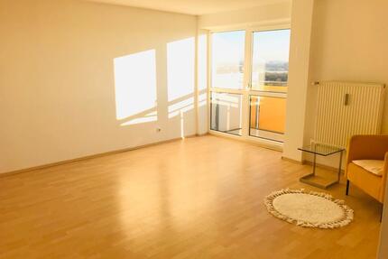 Provisionsfrei - Tolle 3-Zi-Whg, 2 Balkone mit traumhaftem Blick