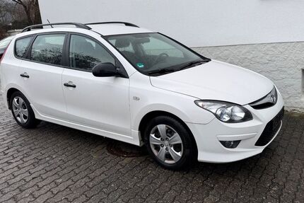 Hyundai i30 179.000 km 3.300 &euro; Alsbach 64665