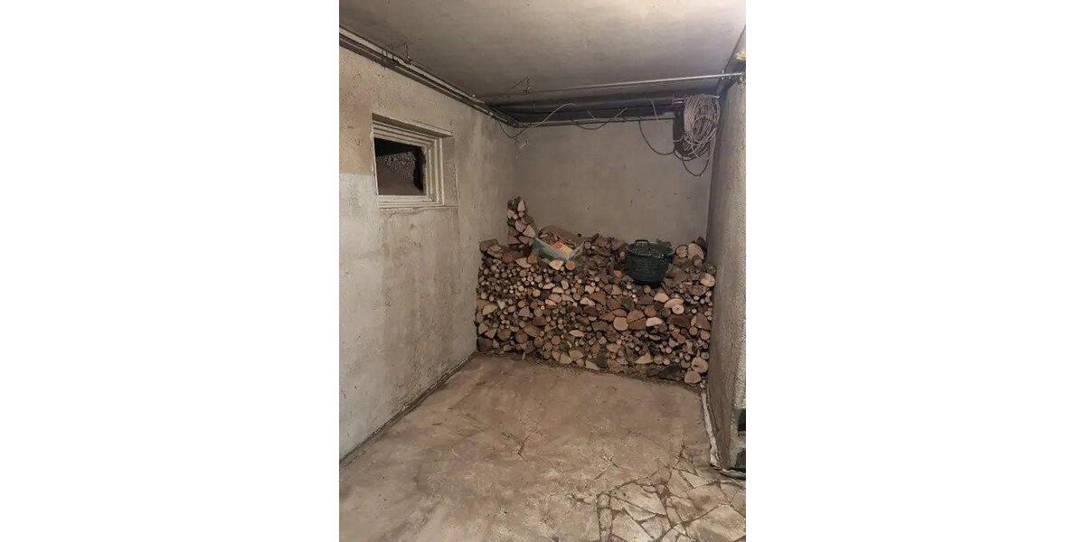 Einfamilienhaus Dettelbach - 8 Zimmer, 266 m&sup2;, 550.000&euro; | Angebot:26395311