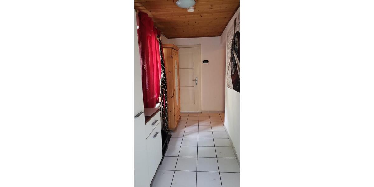 Etagenwohnung Dingolfing - 4 Zimmer, 85 m&sup2;, 950&euro; | Angebot:25975865