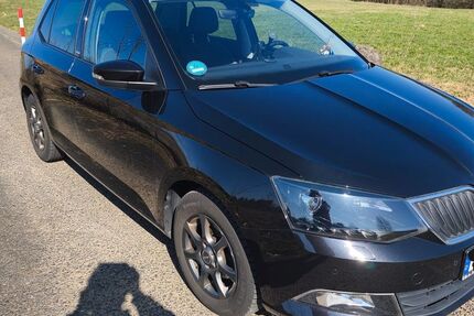 Skoda Fabia 69.000 km 8.900 &euro; Siegen 57072