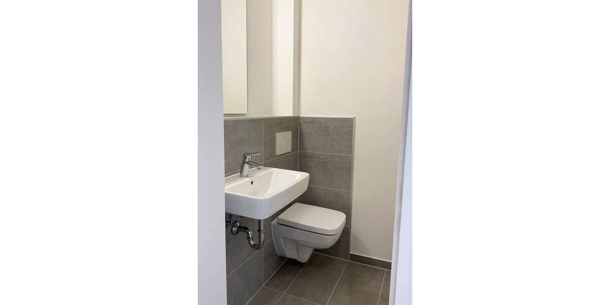 Etagenwohnung Köln Bayenthal - 3 Zimmer, 98 m&sup2;, 1.680&euro; | Angebot:25371388