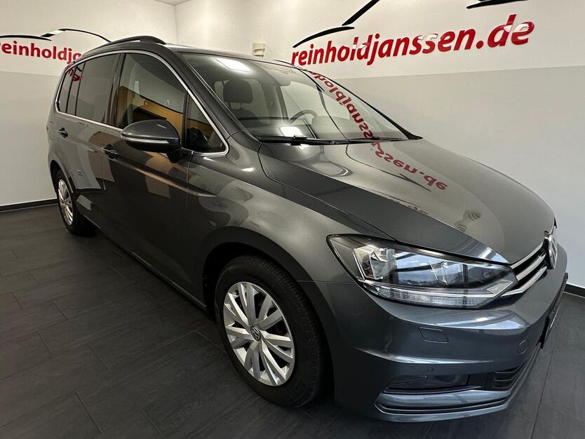 VW Touran 67.456 km 27.890 € Friesoythe 26169
