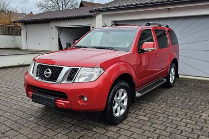 Nissan Pathfinder 209.000 km 10.500 &euro; Ravensburg 88214
