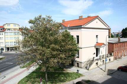 Wohnung zum Mieten in Prenzlau 1.005,66 € 167.61 m² 5 zimmer