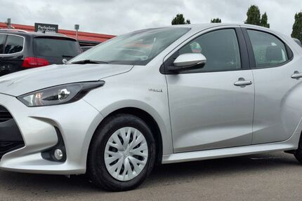 Toyota Yaris 137.000 km 11.900 &euro; Berlin 15831