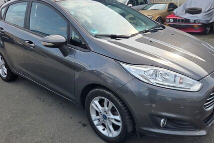 Ford Fiesta 122.223 km 6.290 &euro; Melle 49324
