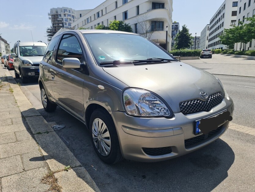 Yaris