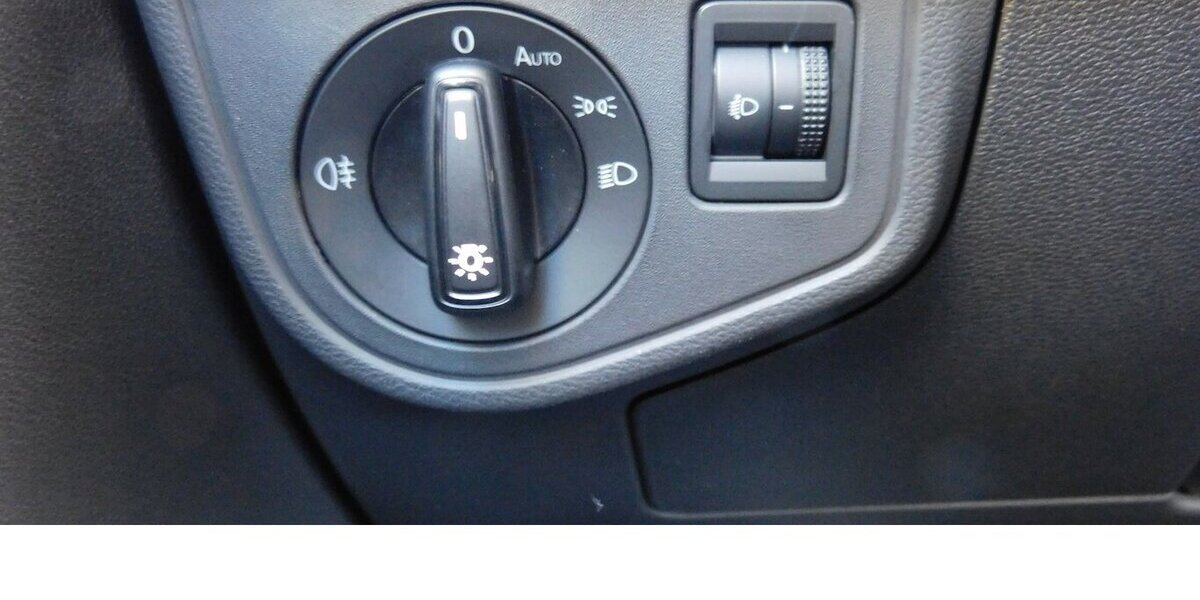 VW Polo 1.0 Life MPI BMT 4Trg Klima Navi LED 27.100 km 13.990 &euro; Vordorf 38533