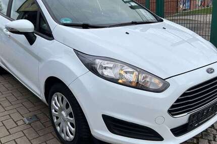 Ford Fiesta 42.000 km 5.990 &euro; Berlin 13086
