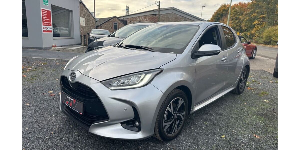 Toyota Yaris 6.600 km 23.200 &euro; Stolberg 52224