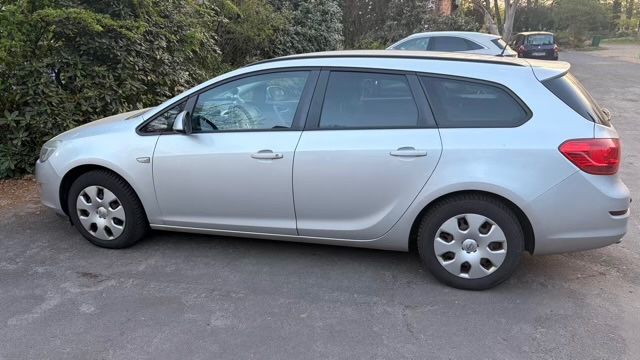 Opel Astra 242.000 km 2.745 &euro; Straelen 47638