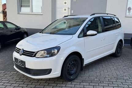 VW Touran 256.700 km 3.875 &euro; Gelnhausen 63571
