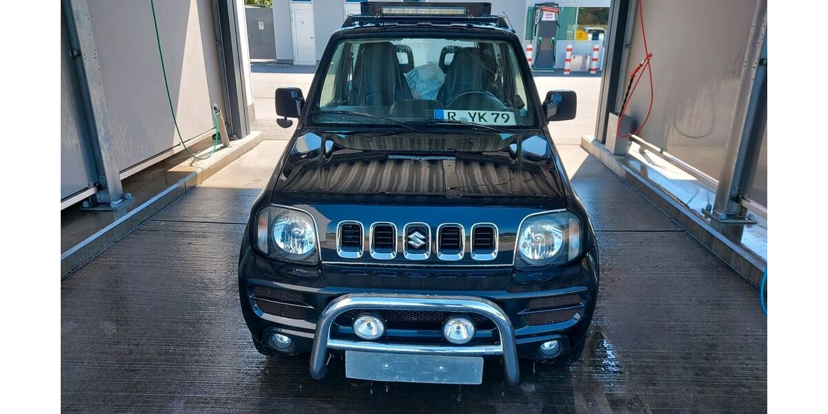 Suzuki Jimny 178.000 km 4.999 &euro; Regensburg 93055