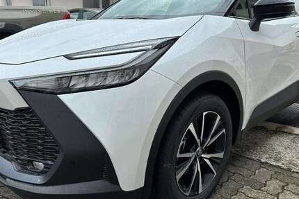 Toyota C-HR 17.000 km 30.990 &euro; Wyhl 79369