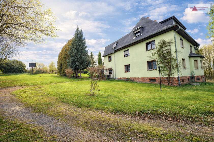 Einfamilienhaus Burgstädt / Burkersdorf Burkersdorf - 6 Zimmer, 262 m&sup2;, 308.000&euro; | Angebot:25372104