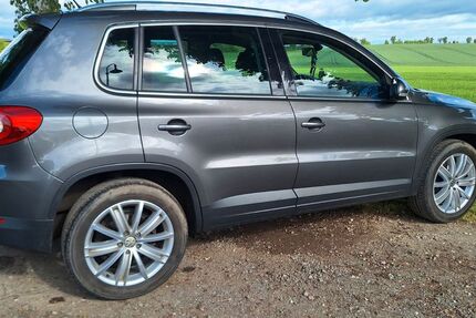 VW Tiguan 204.999 km 7.800 &euro; Grammetal 99428