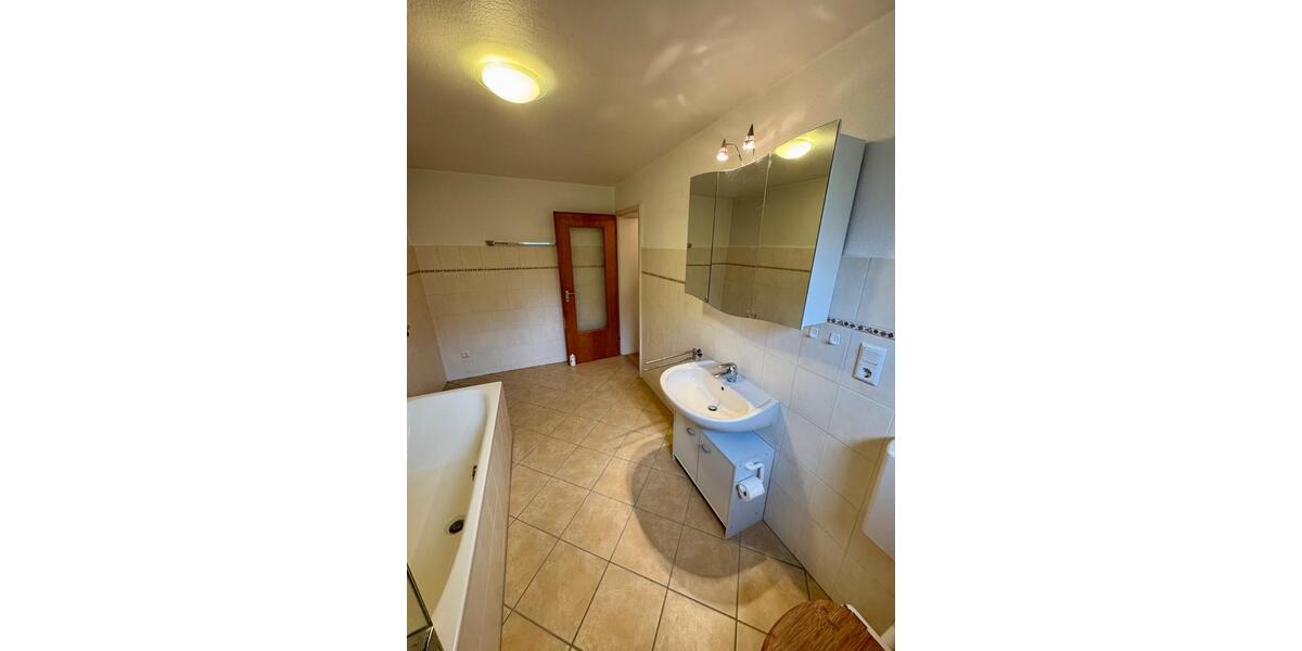 Erdgeschoßwohnung Annweiler am Trifels - 2 Zimmer, 69 m&sup2;, 730&euro; | Angebot:25274338