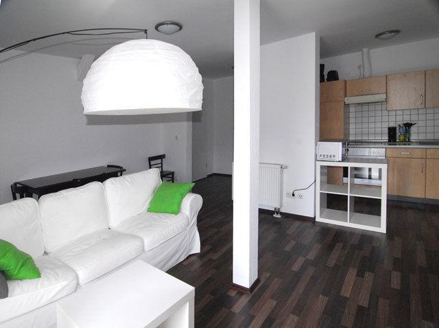 Dachgeschoßwohnung Zwickau - 2 Zimmer, 51 m&sup2;, 360&euro; | Angebot:26071738