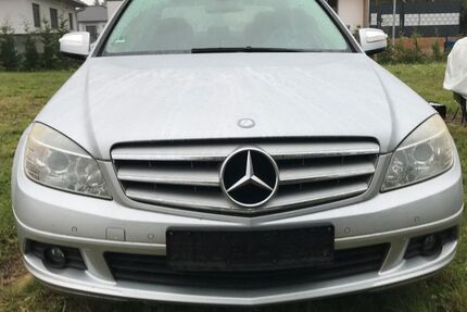 Mercedes-Benz C 220 228.000 km 3.500 € Möser 39291