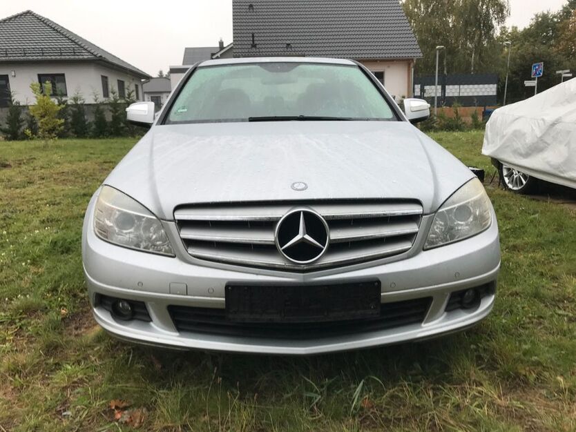 Mercedes-Benz C 220 228.000 km 3.500 € Möser 39291