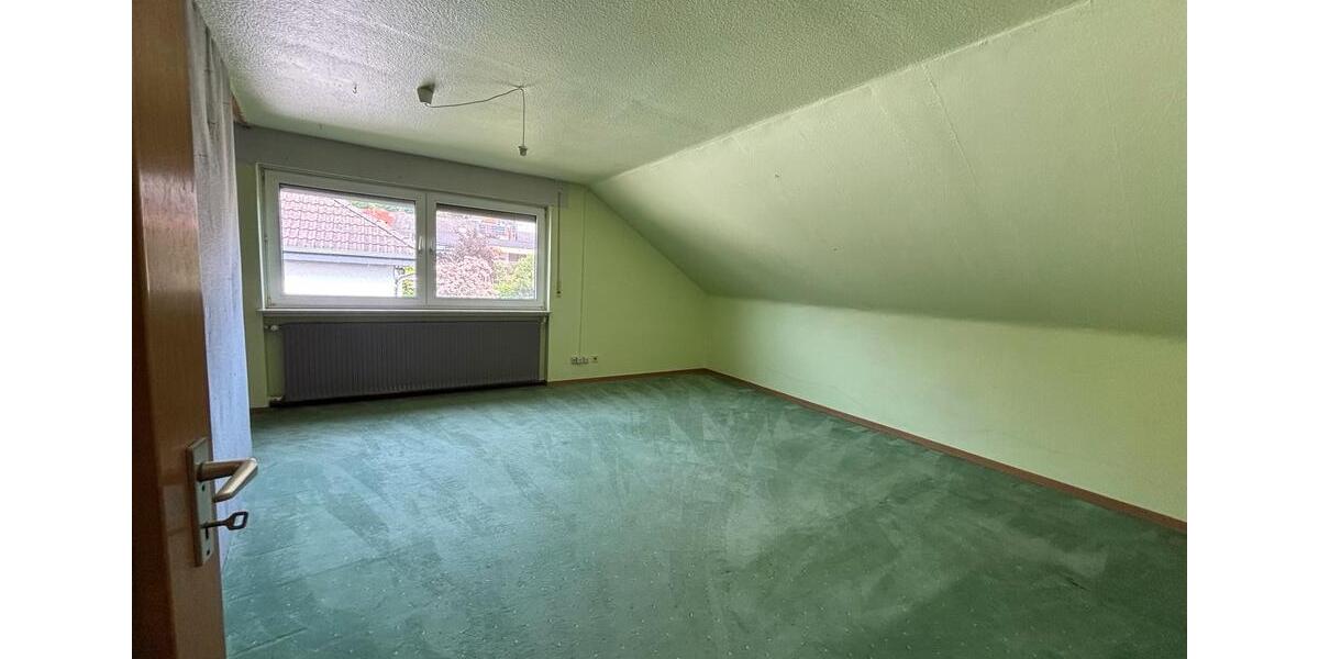 Einfamilienhaus Gelnhausen - 8 Zimmer, 172 m&sup2;, 460.000&euro; | Angebot:26764454