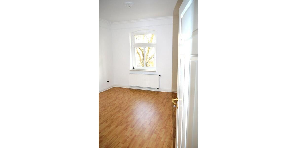 Etagenwohnung Artern - 3 Zimmer, 76 m&sup2;, 491&euro; | Angebot:26432698