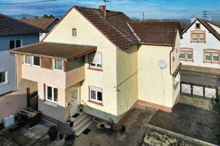 Haus Altdorf - 7 Zimmer, 150 m&sup2;, 425.000&euro; | Angebot:25744096