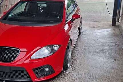 Seat Leon 259.900 km 3.100 &euro; Meppen 49716