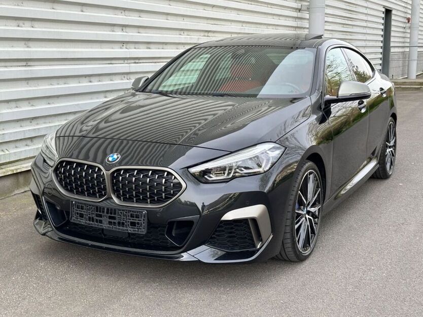 M235