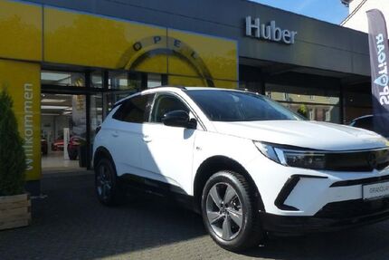 Opel Grandland (X) 12.050 km 21.650 &euro; Neustadt 35279