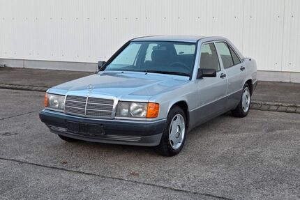 Mercedes-Benz 190 296.000 km 2.300 &euro; Lanken/Elmenhorst 21493