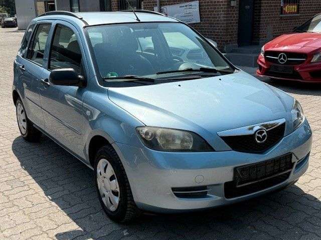 Mazda 2 113.000 km 2.750 € Berlin 12099