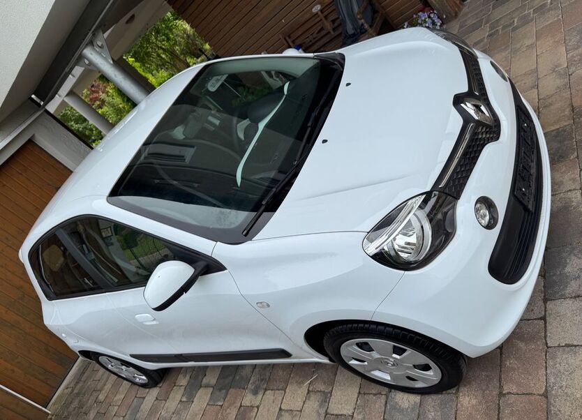 Renault Twingo 29.200 km 8.250 € Biberach/Baden 77781