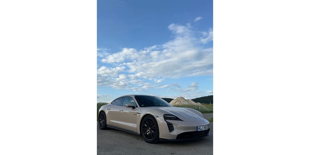 Porsche Taycan 65.110 km 69.990 &euro; Glashütten 61479