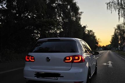 VW Golf 207.811 km 5.499 &euro; Hanau 63454