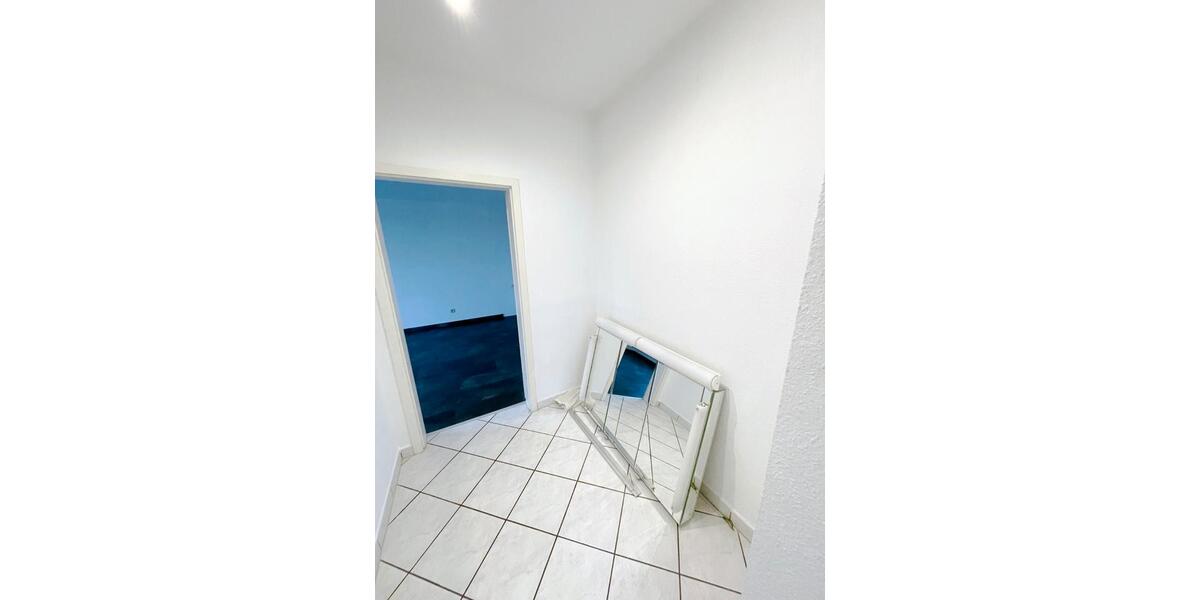 Dachgeschoßwohnung Iserlohn Grüne - 3 Zimmer, 82 m&sup2;, 179.000&euro; | Angebot:27449139