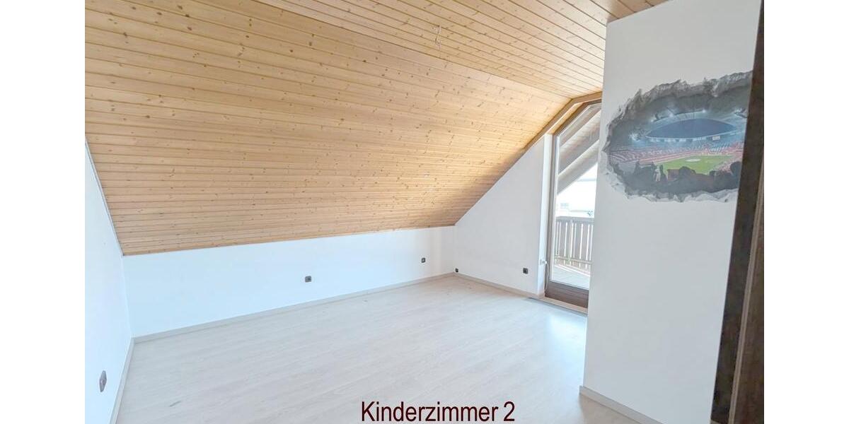 Dachgeschoßwohnung Hirschaid - 4 Zimmer, 115 m&sup2;, 1.150&euro; | Angebot:26303035