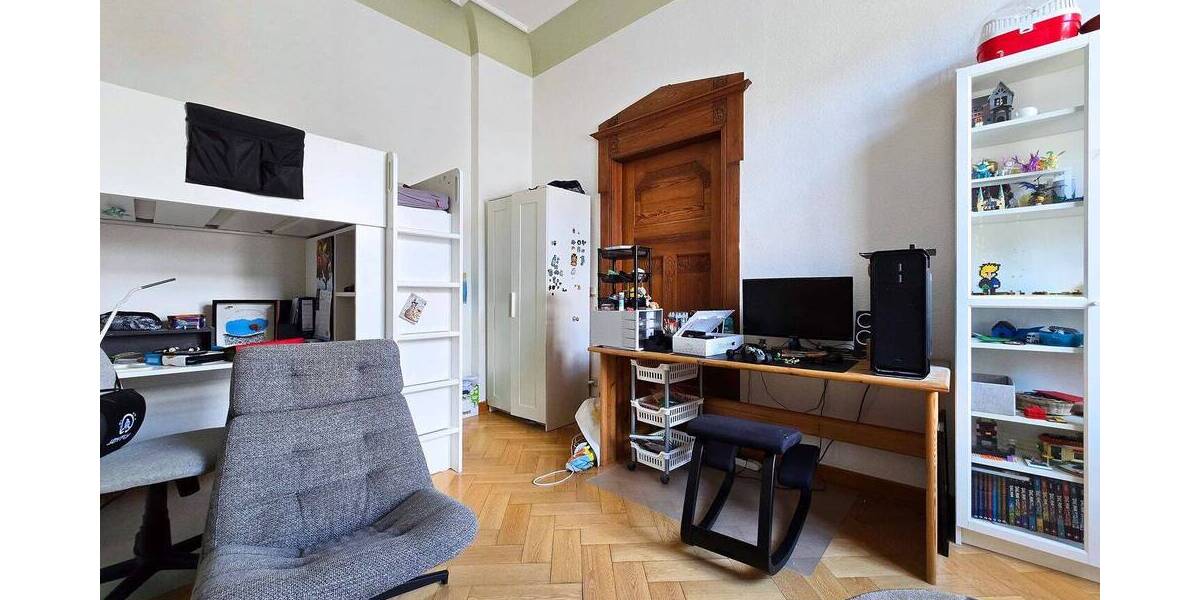 Stilvolles Wohnen im Herzen der Köthener Innenstadt - Altbaucharme trifft Wohnkomfort 4 zimmer