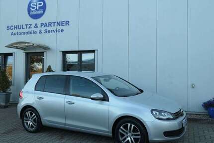 VW Golf 84.433 km 9.590 € Trittau 22946