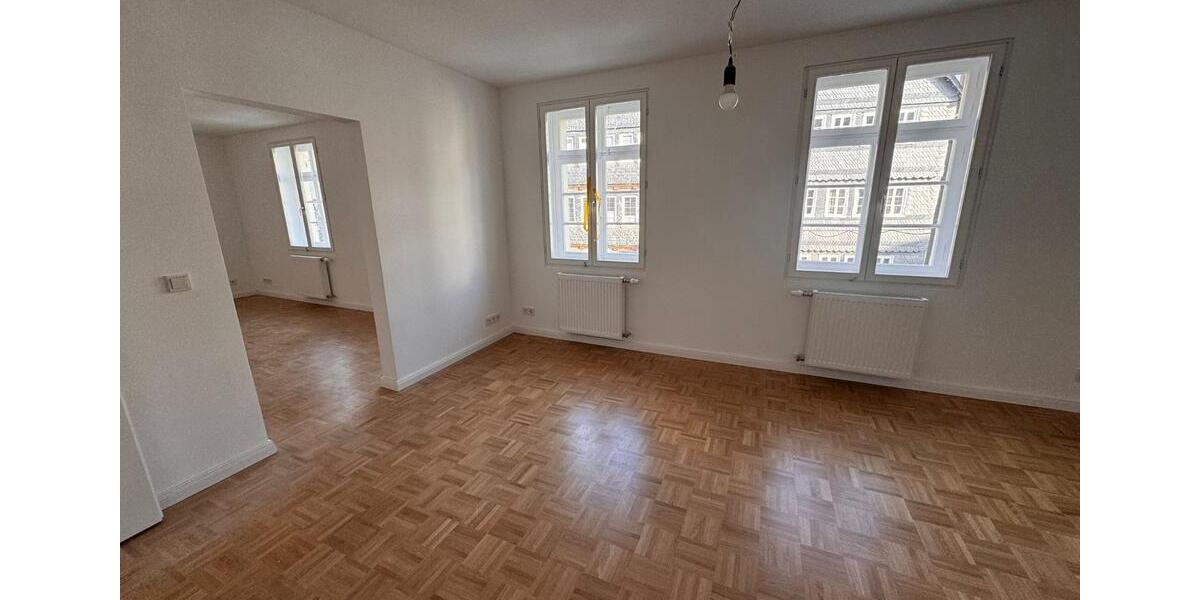 Etagenwohnung Herborn - 4.5 Zimmer, 143 m&sup2;, 1.200&euro; | Angebot:26336725