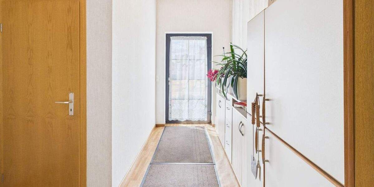 Wohnraum, Hallen & Potenzial - perfekt für Macher! 7 zimmer