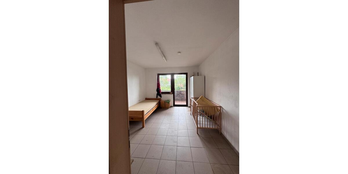 Mehrfamilienhaus, Wohnhaus Bad Neualbenreuth - 14 Zimmer, 254 m&sup2;, 220.000&euro; | Angebot:27147837