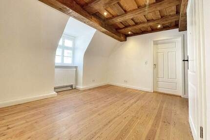 Stilvolles Wohnen im historischen Fachwerk - 3,5-Zimmer-Wohnung am Jakobsberg 3 zimmer