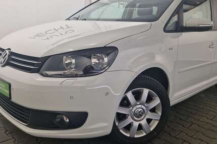 VW Touran 138.350 km 9.890 &euro; Königsbrunn bei Augsburg 86343