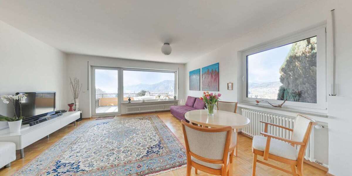 Etagenwohnung Waldkirch - 3 Zimmer, 92 m&sup2;, 495.000&euro; | Angebot:26450773