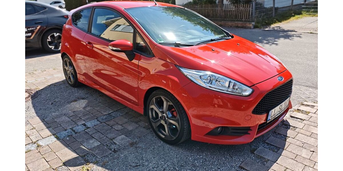 Ford Fiesta 111.000 km 9.750 &euro; Penzberg 82377