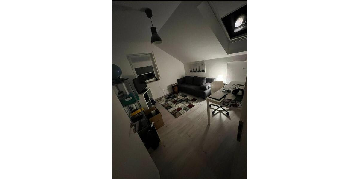 Dachgeschoßwohnung Hanau Groß-Steinheim - 3 Zimmer, 74 m&sup2;, 910&euro; | Angebot:24870323