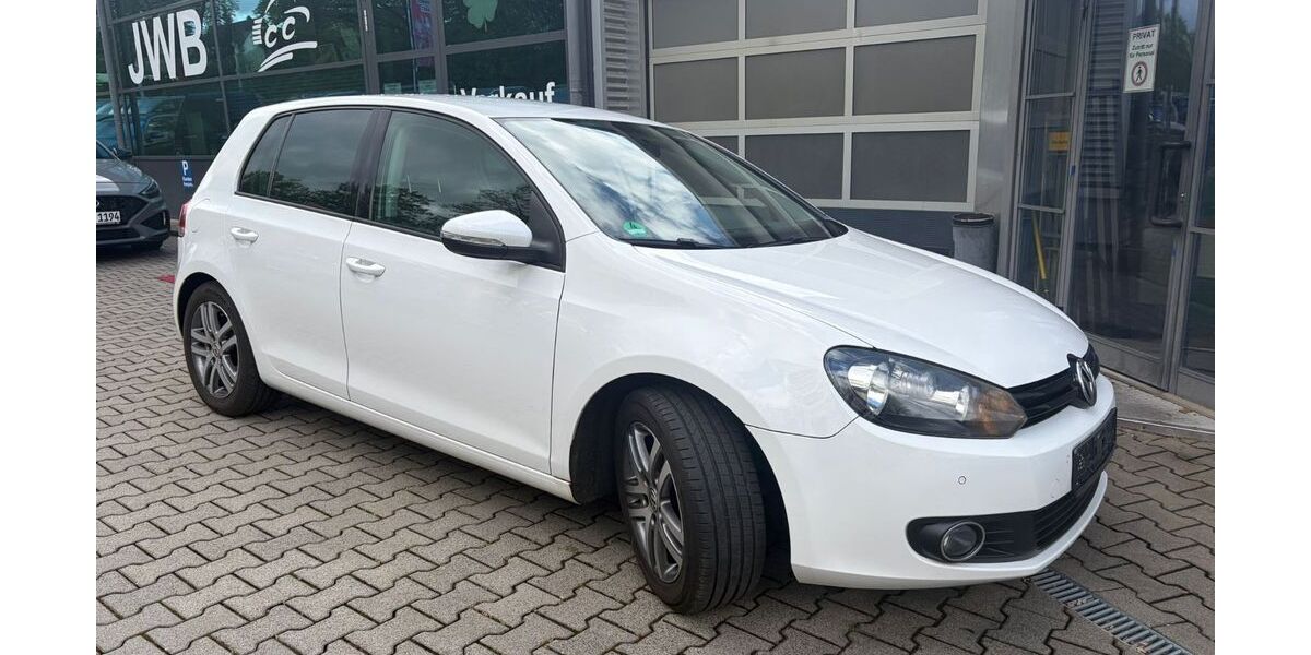 VW Golf 181.000 km 6.890 &euro; Rothemann an der B27 36124